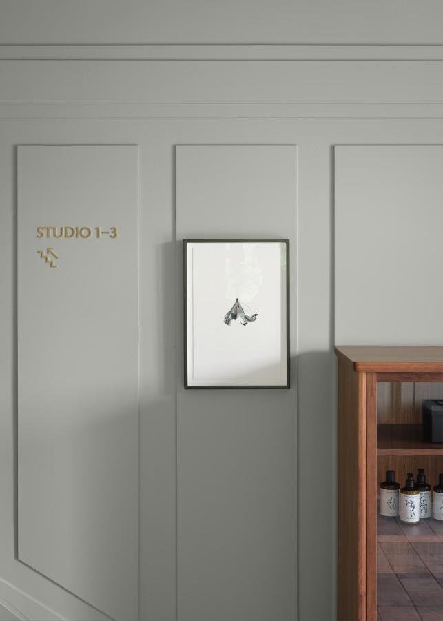 Boutique Hotel Benedict Noordwijk Extérieur photo A framed print of a drawing by the artist