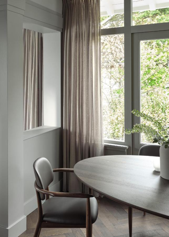 Boutique Hotel Benedict Noordwijk Extérieur photo Curtains